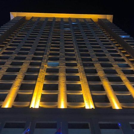 D.I.Riviera International Hotel Phnom Penh Exterior foto
